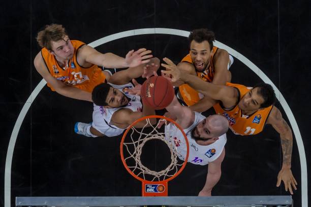 不仅如此 不仅如此