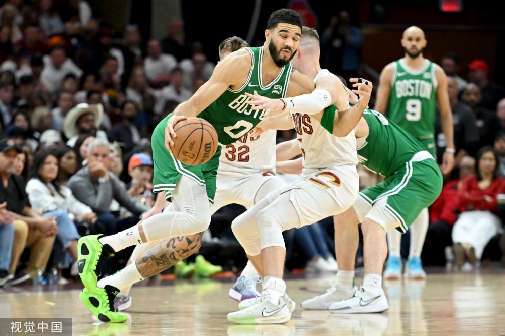 两个时代并 两个时代并