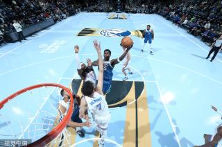 库尔图瓦社媒：拿下胜利并完成零封，回到伯纳乌很开心